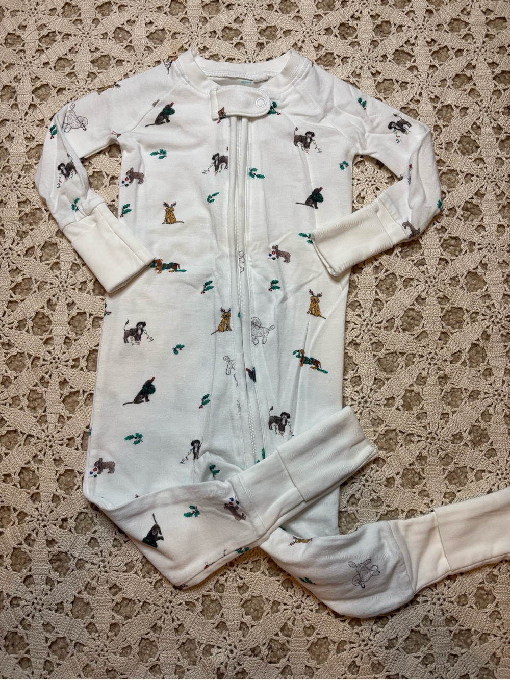 Petite Plume Baby Newborn 0-3 Month Long Sleeve Zip Up Onsie Christmas Dogs